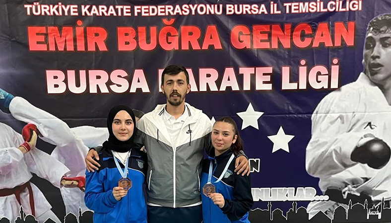 Bursa'da Karatecilerimizden 2 Madalya 